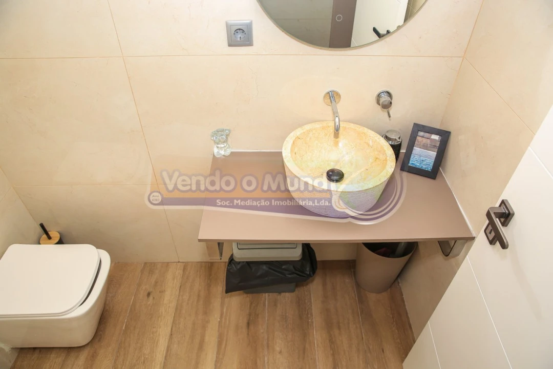 Apartamento T1 para Venda em Arruda dos Vinhos Foto 14