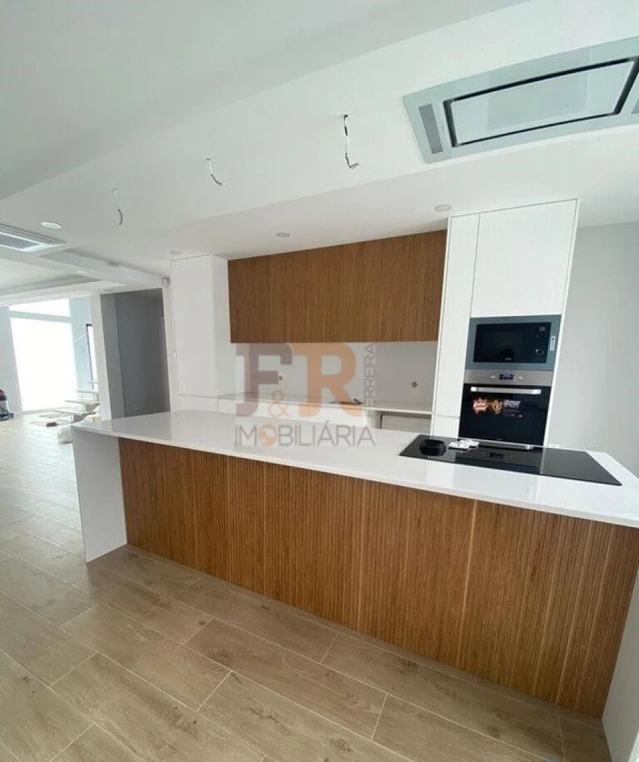 Moradia T3 para Venda em Fernao Ferro Foto 4