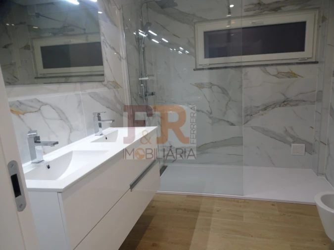 Moradia T3 para Venda em Fernao Ferro Foto 7