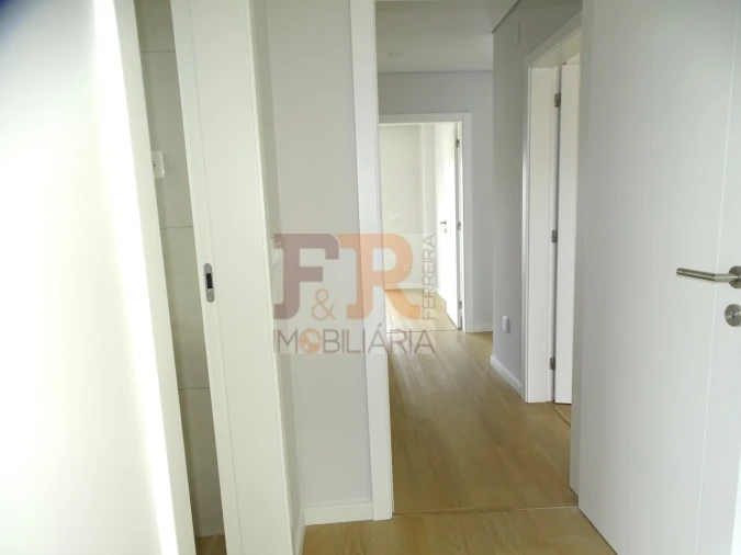 Moradia T3 para Venda em Fernao Ferro Foto 9