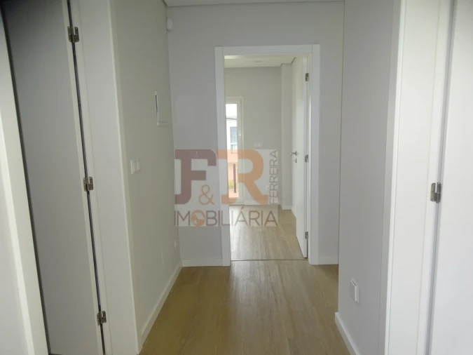 Moradia T3 para Venda em Fernao Ferro Foto 21