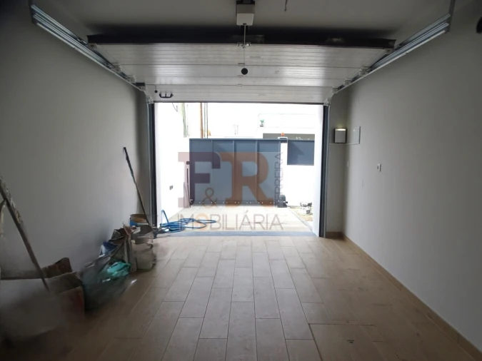 Moradia T3 para Venda em Fernao Ferro Foto 24