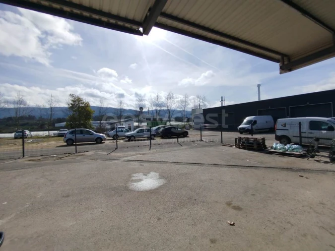 Armazém para Venda em Lousã e Vilarinho Foto 10