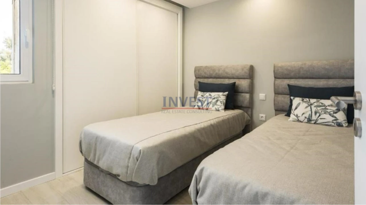 Apartamento T2 para Venda em Quarteira Foto 5