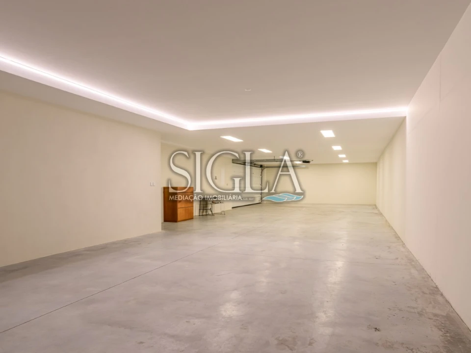 Moradia T3 para Arrendamento em Madalena Foto 36