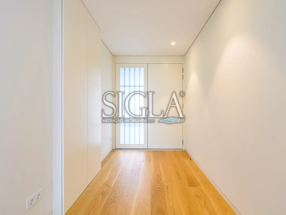 Moradia T3 para Arrendamento em Madalena Foto 11