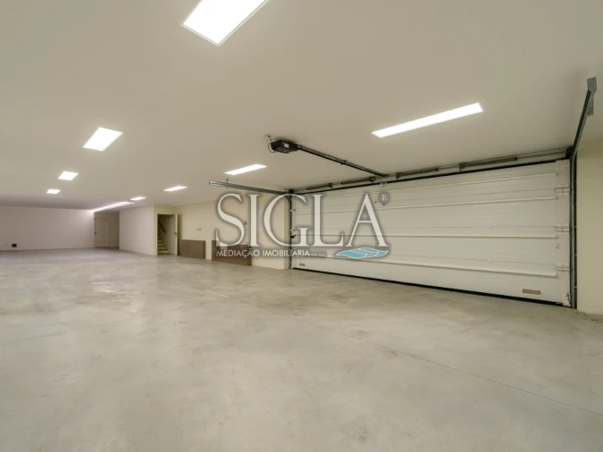 Moradia T3 para Arrendamento em Madalena Foto 37