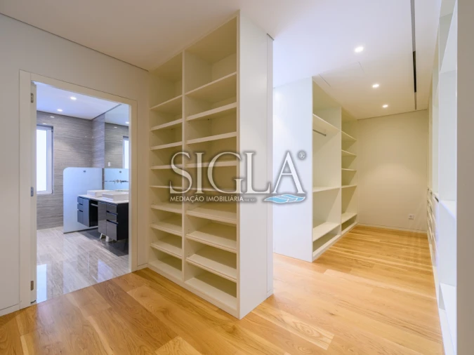 Moradia T3 para Arrendamento em Madalena Foto 17