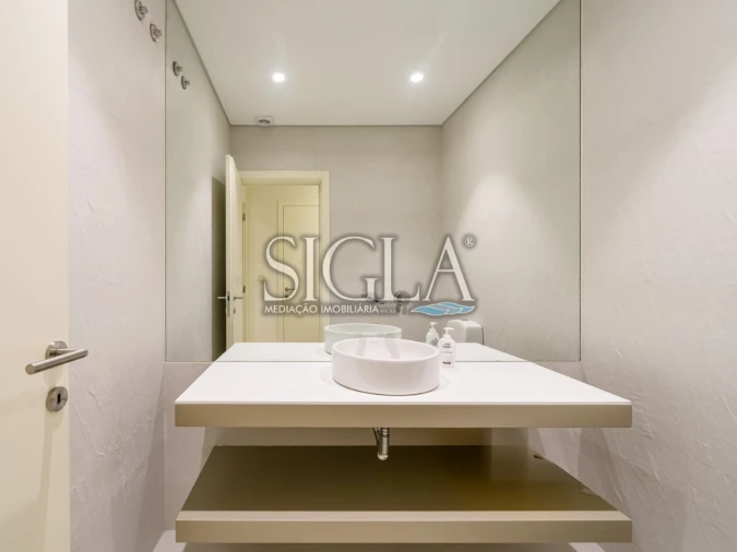 Moradia T3 para Arrendamento em Madalena Foto 35