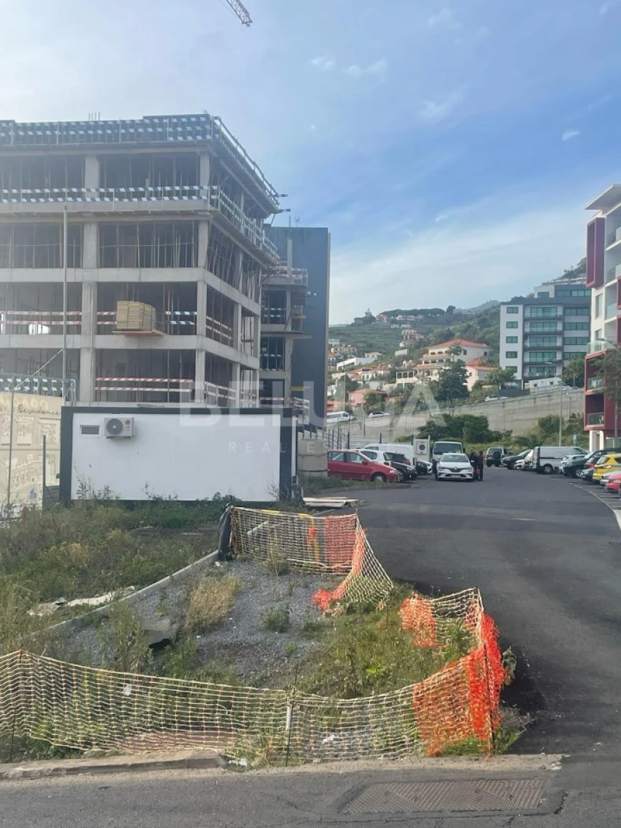 Apartamento T4 para Venda em São Martinho Foto 11