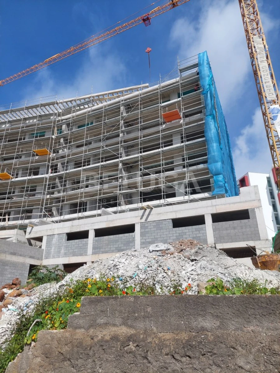 Apartamento T4 para Venda em São Martinho Foto 14