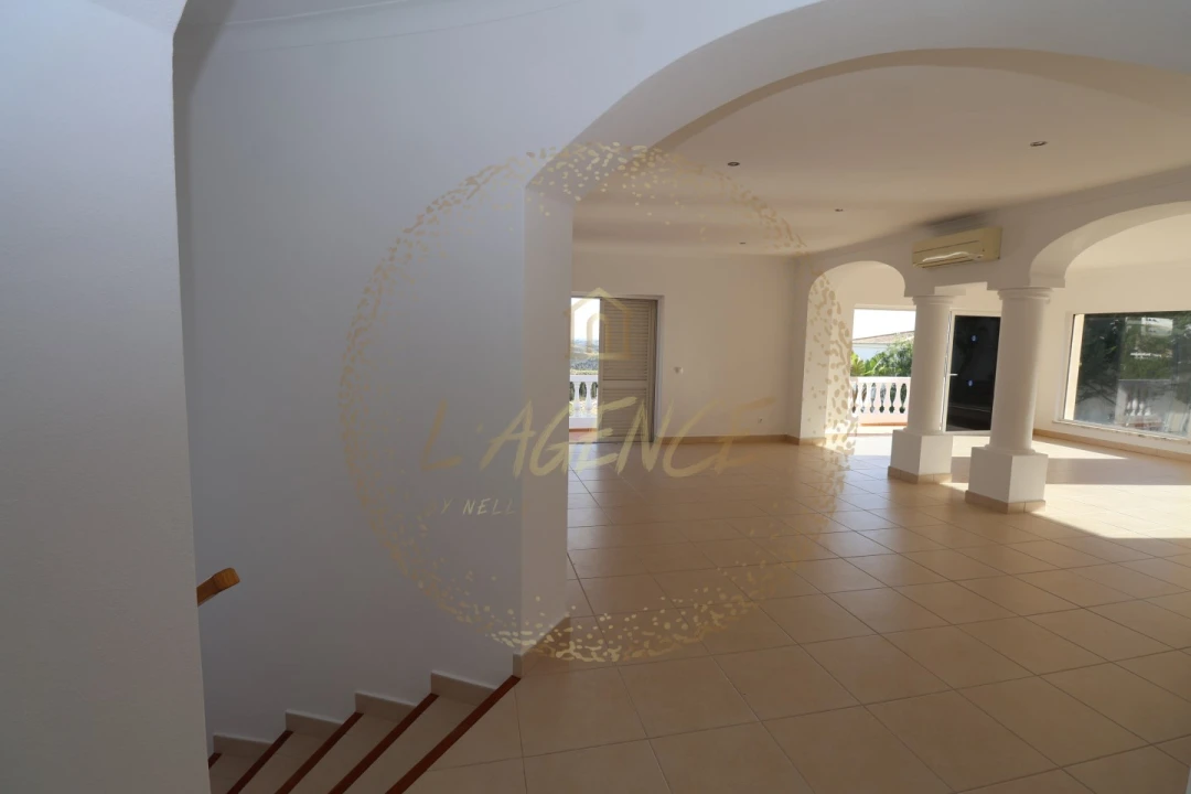 Moradia T4 para Venda em Budens Foto 9