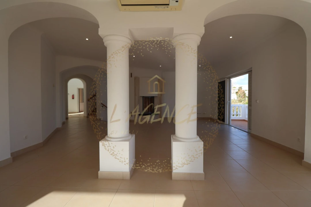 Moradia T4 para Venda em Budens Foto 25