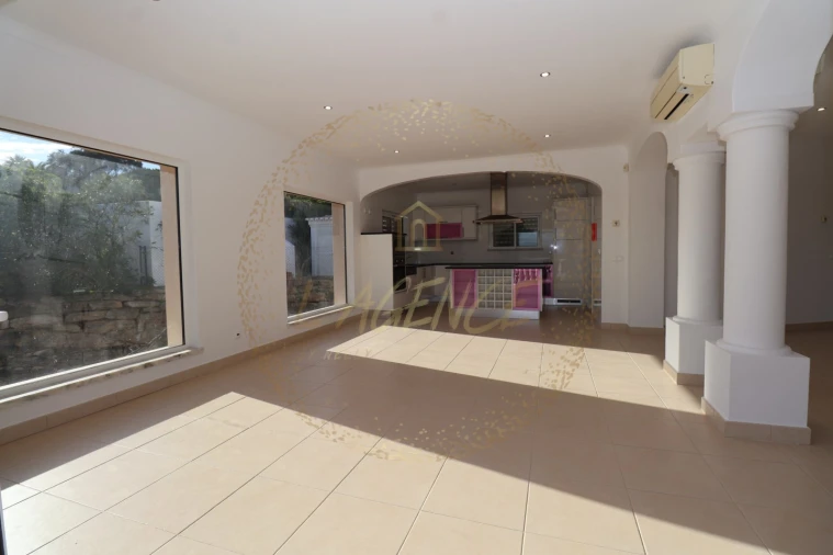 Moradia T4 para Venda em Budens Foto 17