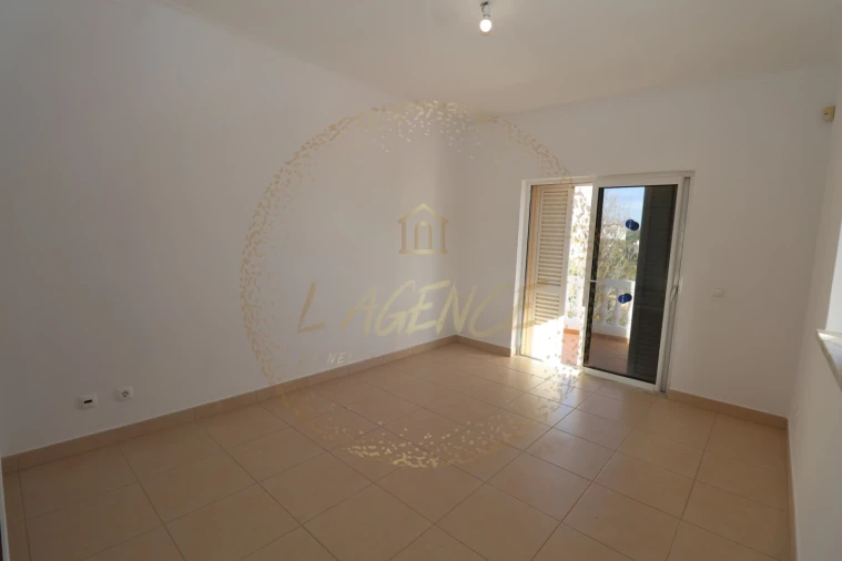 Moradia T4 para Venda em Budens Foto 30