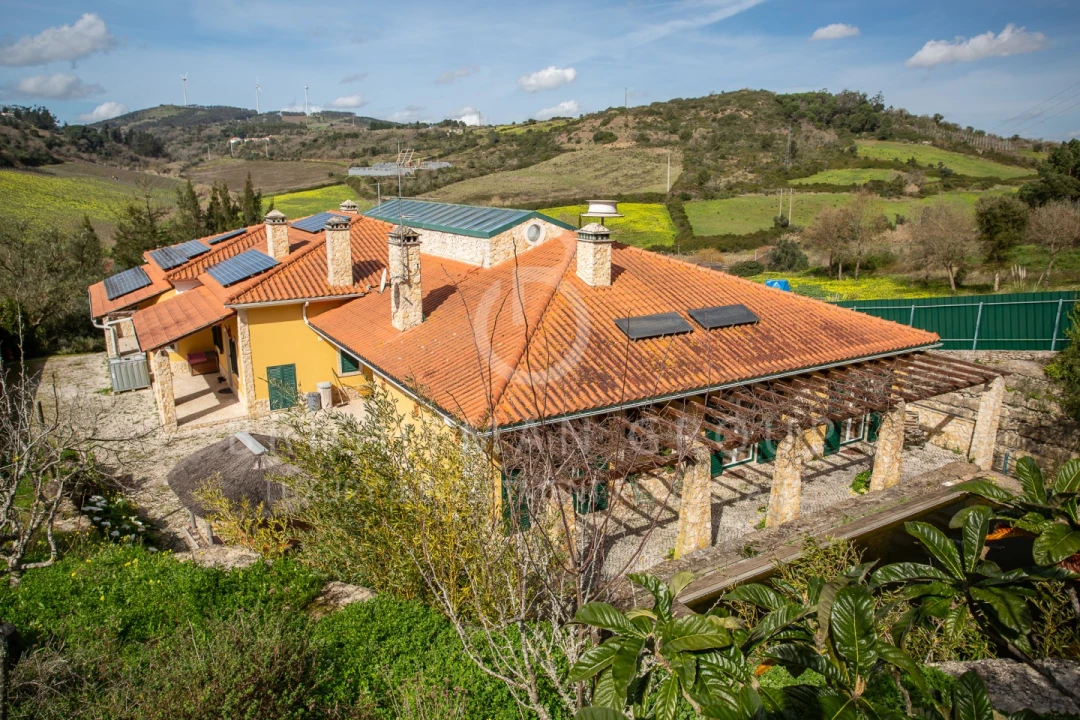 Moradia T4 para Venda em Sobral de Monte Agraço Foto 2