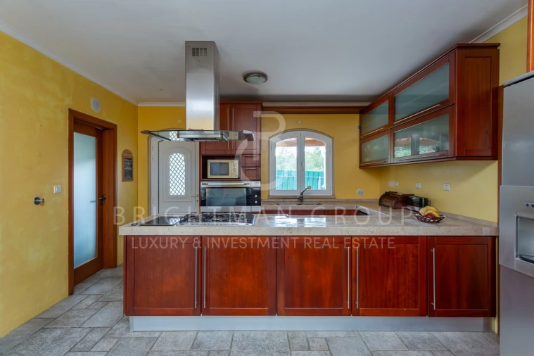 Moradia T4 para Venda em Sobral de Monte Agraço Foto 12