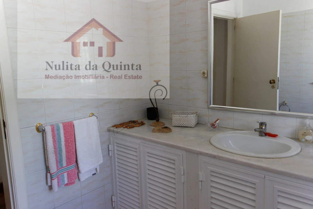 Moradia T3 para Venda em Ferreiras Foto 22