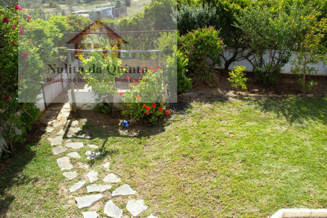 Moradia T3 para Venda em Ferreiras Foto 75