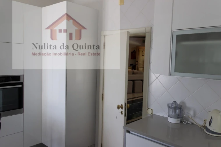 Moradia T3 para Venda em Ferreiras Foto 10