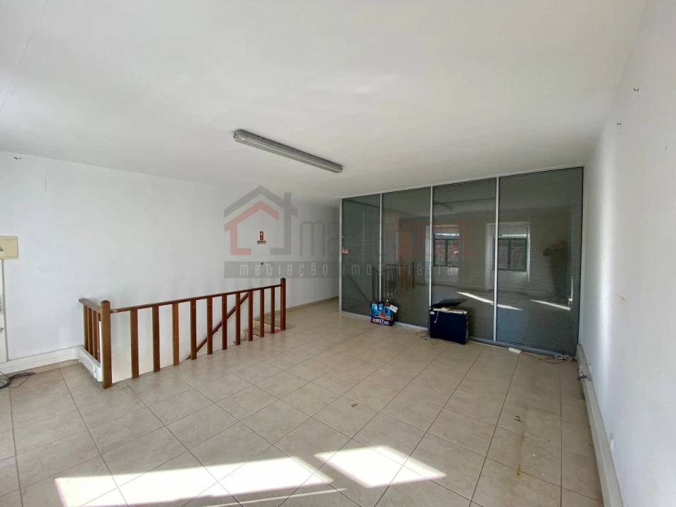 Prédio para Venda em Peniche Foto 11