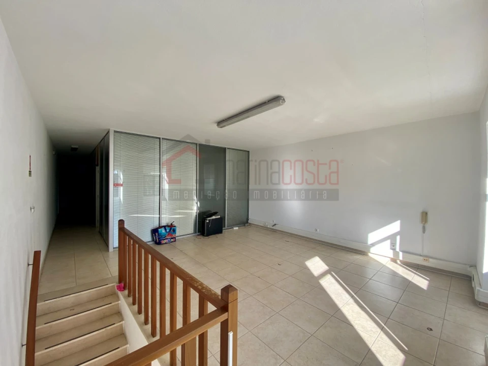 Prédio para Venda em Peniche Foto 9