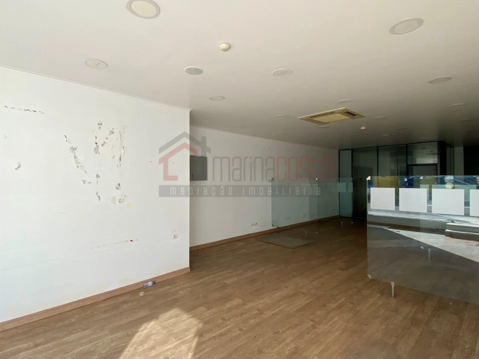 Prédio para Venda em Peniche Foto 6