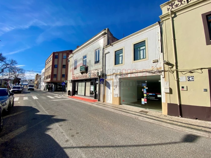 Prédio para Venda em Peniche Foto 3