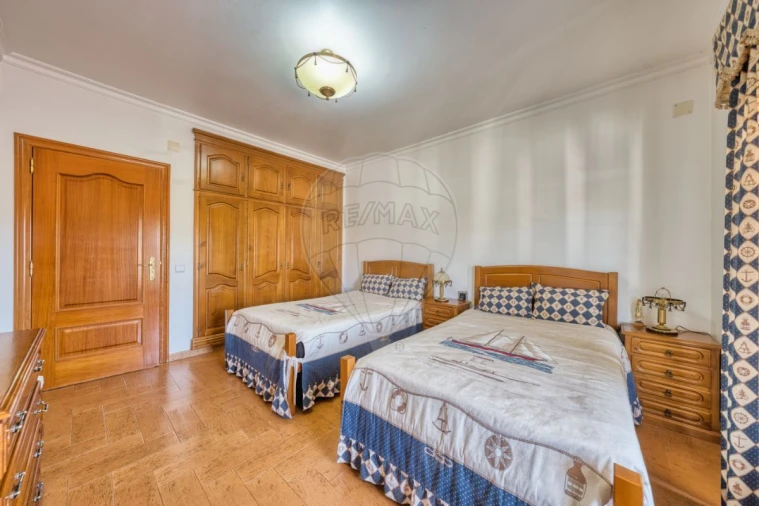 Moradia T4 para Venda em Azambuja Foto 14