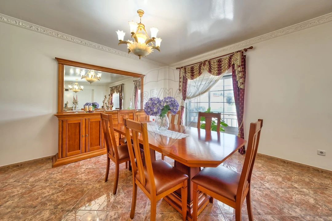 Moradia T4 para Venda em Azambuja Foto 48