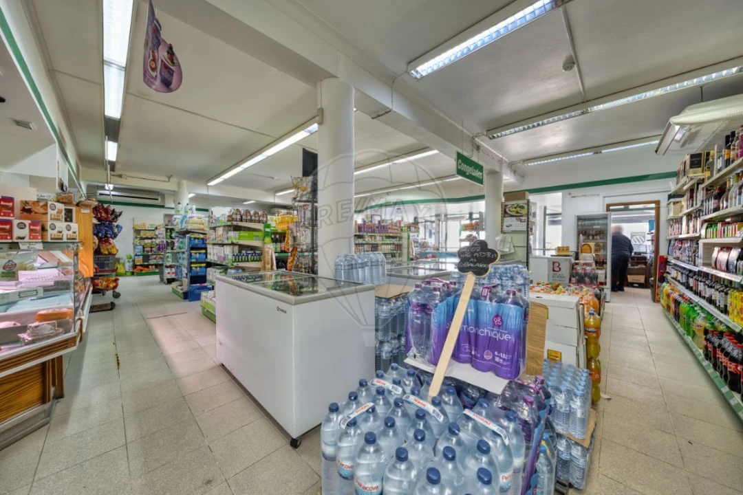 Moradia T4 para Venda em Azambuja Foto 32