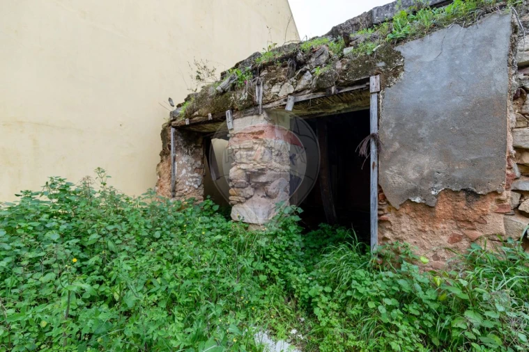 Prédio para Venda em Santa Maria, São Pedro e Matacães Foto 4