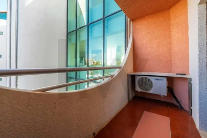 Apartamento para Venda em Albufeira e Olhos de Água