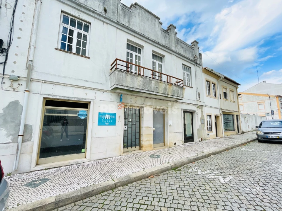 Prédio para Venda em Mação, Penhascoso e Aboboreira Foto 2