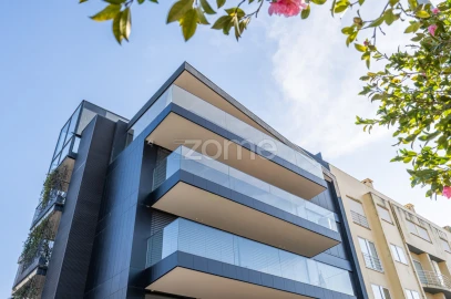 Apartamento T4 para Venda em Lordelo do Ouro e Massarelos