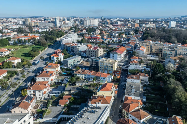 Apartamento T4 para Venda em Lordelo do Ouro e Massarelos Foto 69