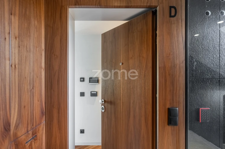 Apartamento T4 para Venda em Lordelo do Ouro e Massarelos Foto 42