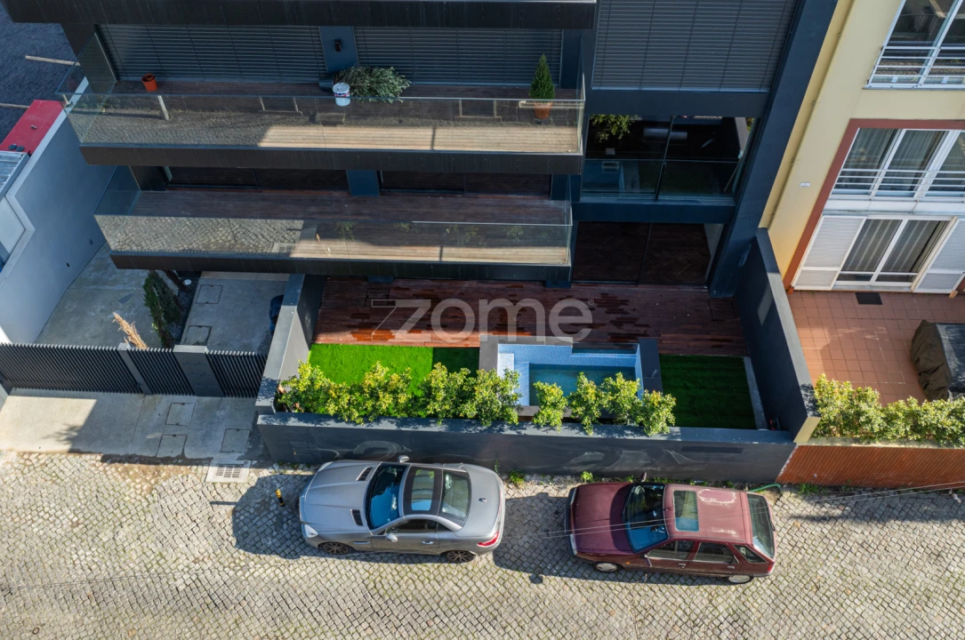 Apartamento T4 para Venda em Lordelo do Ouro e Massarelos Foto 11