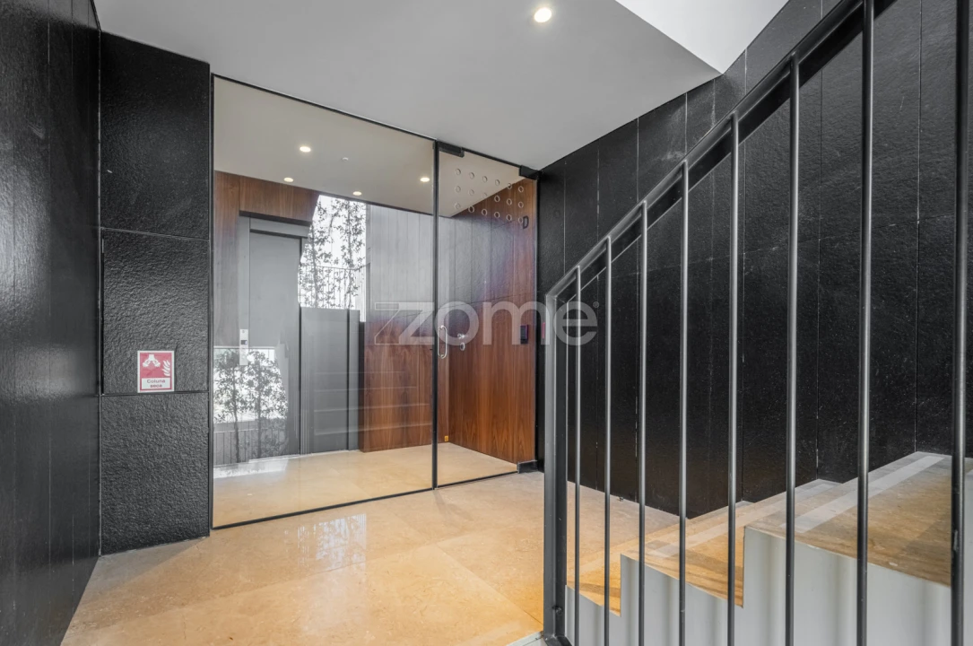 Apartamento T4 para Venda em Lordelo do Ouro e Massarelos Foto 66