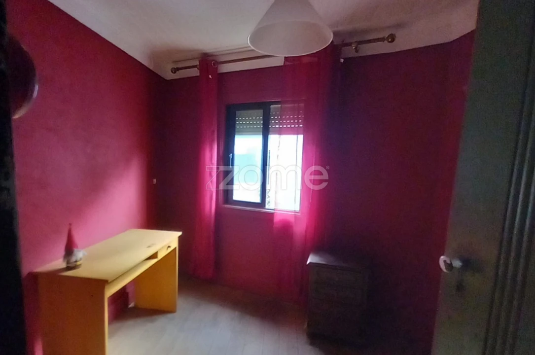 Moradia T2 para Venda em Trezoi Foto 4