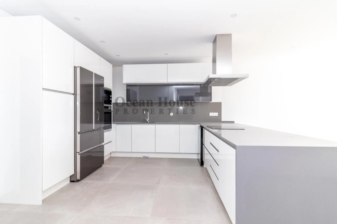 Apartamento T3 para Venda em Loule (São Sebastião) Foto 2