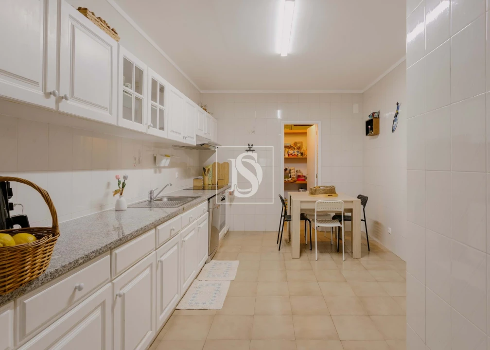 Apartamento T3 para Venda em Vila Chã Foto 8