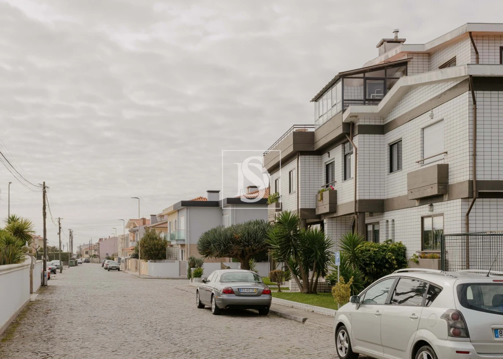 Apartamento T3 para Venda em Vila Chã Foto 32