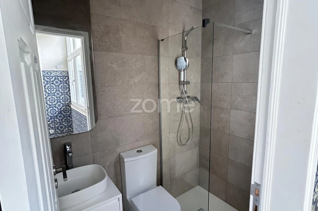 Apartamento T3 para Arrendamento em Penha de França Foto 16