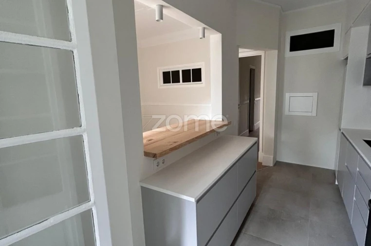 Apartamento T3 para Arrendamento em Penha de França Foto 15