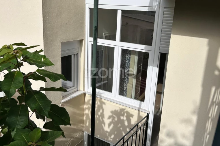 Apartamento T3 para Arrendamento em Penha de França Foto 22