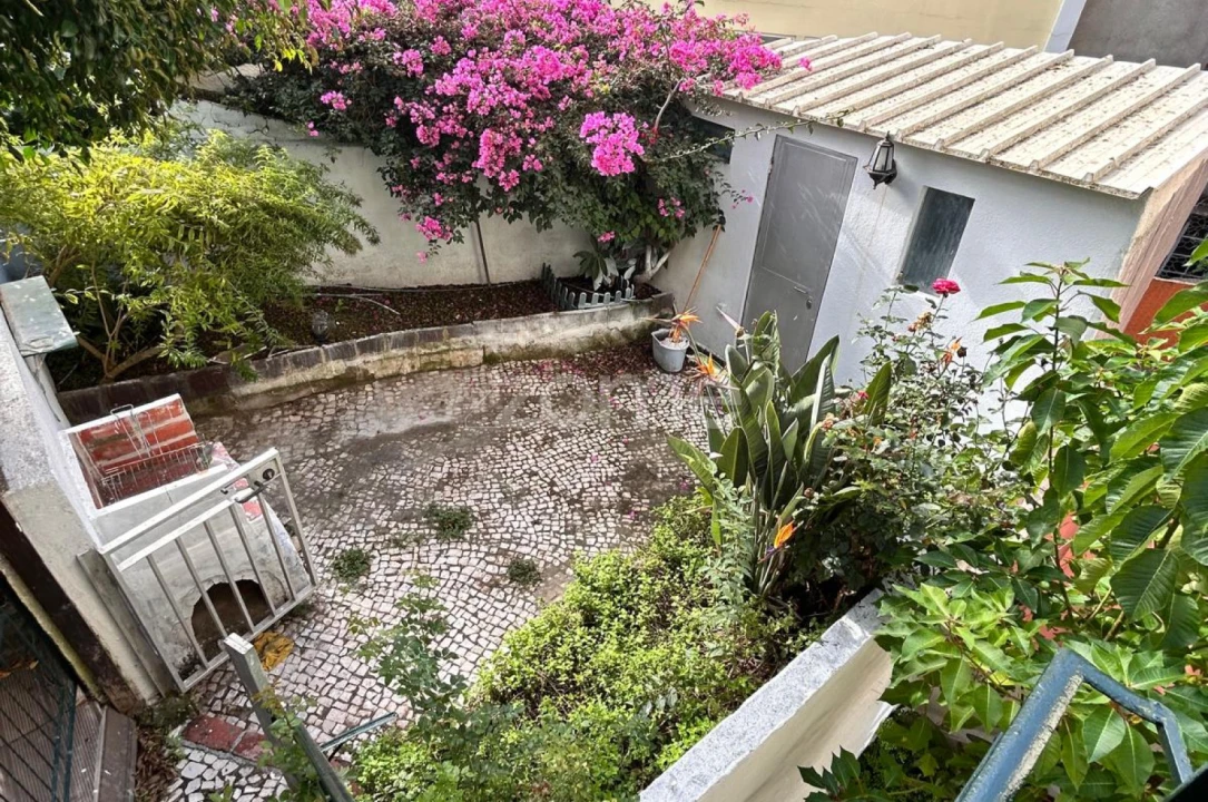 Apartamento T3 para Arrendamento em Penha de França Foto 21