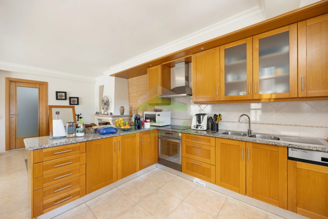 Moradia T4 para Venda em Leiria, Pousos, Barreira e Cortes Foto 36