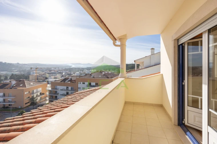 Moradia T4 para Venda em Leiria, Pousos, Barreira e Cortes Foto 28