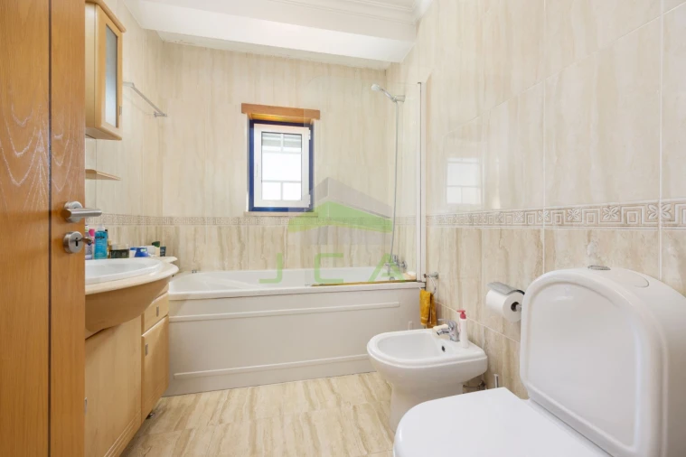 Moradia T4 para Venda em Leiria, Pousos, Barreira e Cortes Foto 33